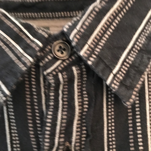 Guess Men's Dress Shirt XL Black Button Authentic - Picture 8 of 8